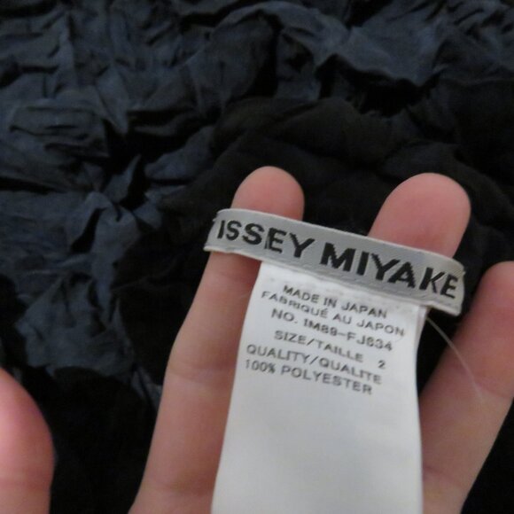ISSEY MIYAKE Shaggy Oversized Jacket in Black Avant Garde Abstract Minimalist - Picture 14 of 14